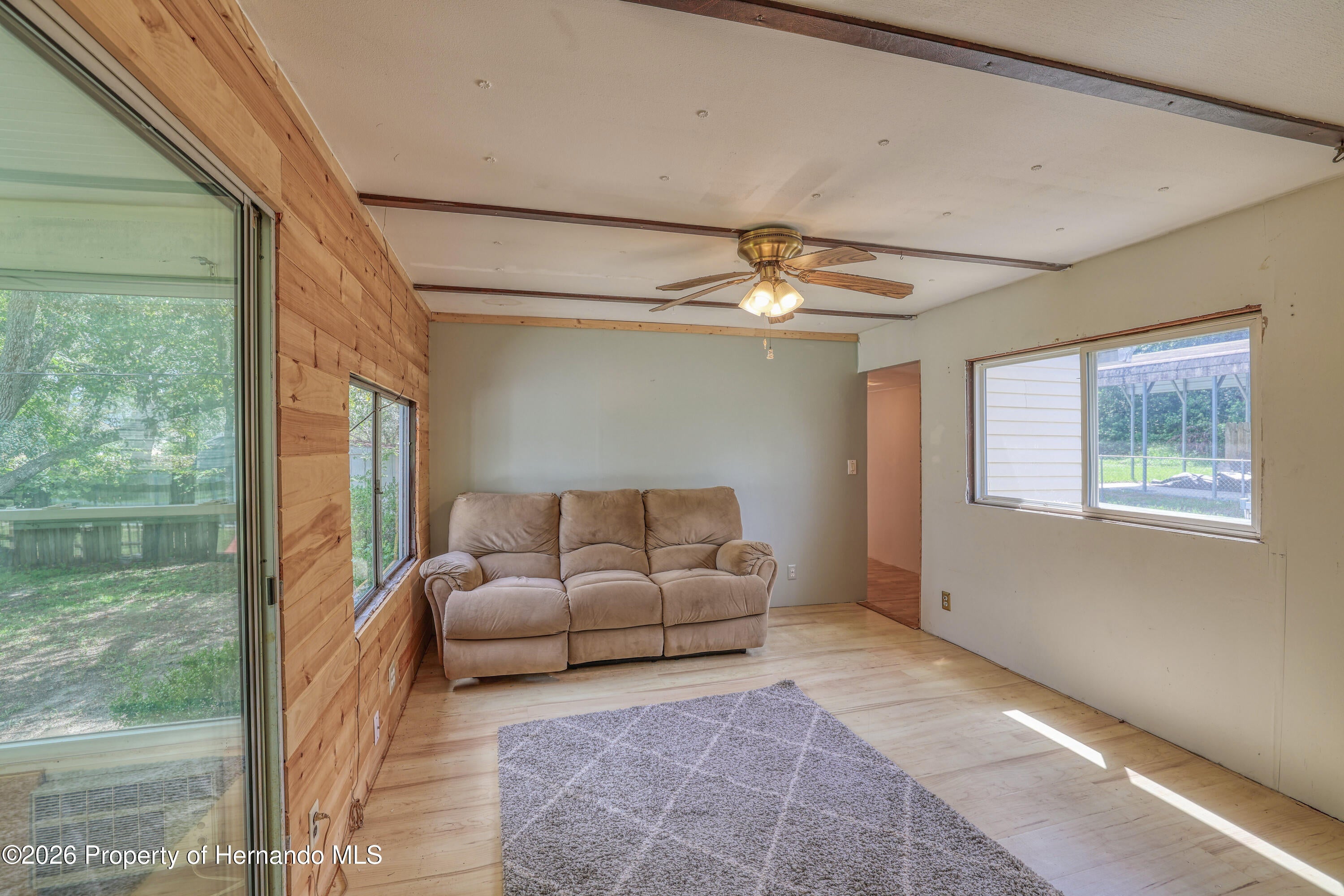 11390 Maripoe Road Weeki Wachee, FL 34614 - Photo 14 of 41 Gallery Image 14