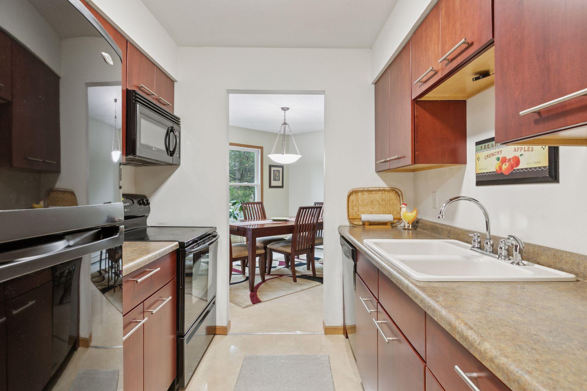 2230 Midland Grove Road, Unit 208 Roseville, MN 55113 - Photo 13 of 67