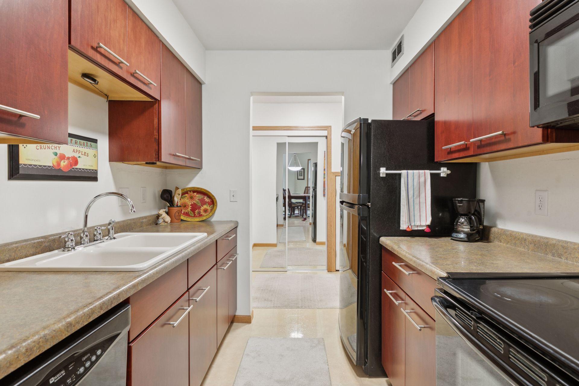 2230 Midland Grove Road, Unit 208 Roseville, MN 55113 - Photo 16 of 67