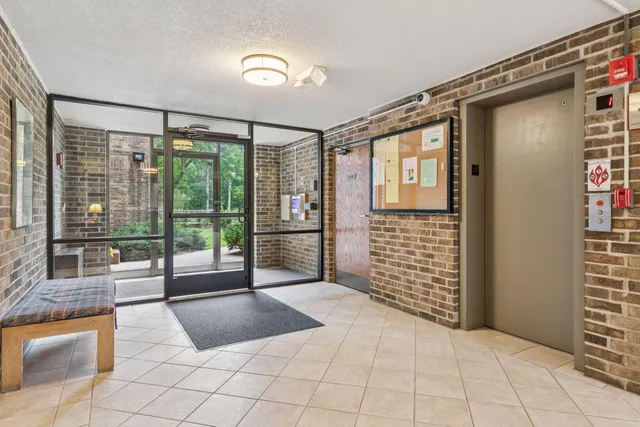 $128,000 | 2230 Midland Grove Road, Unit 208, Roseville, MN 55113