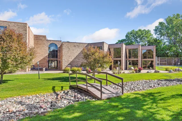 $128,000 | 2230 Midland Grove Road, Unit 208, Roseville, MN 55113