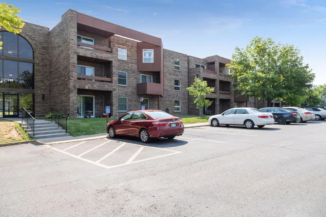 $128,000 | 2230 Midland Grove Road, Unit 208, Roseville, MN 55113