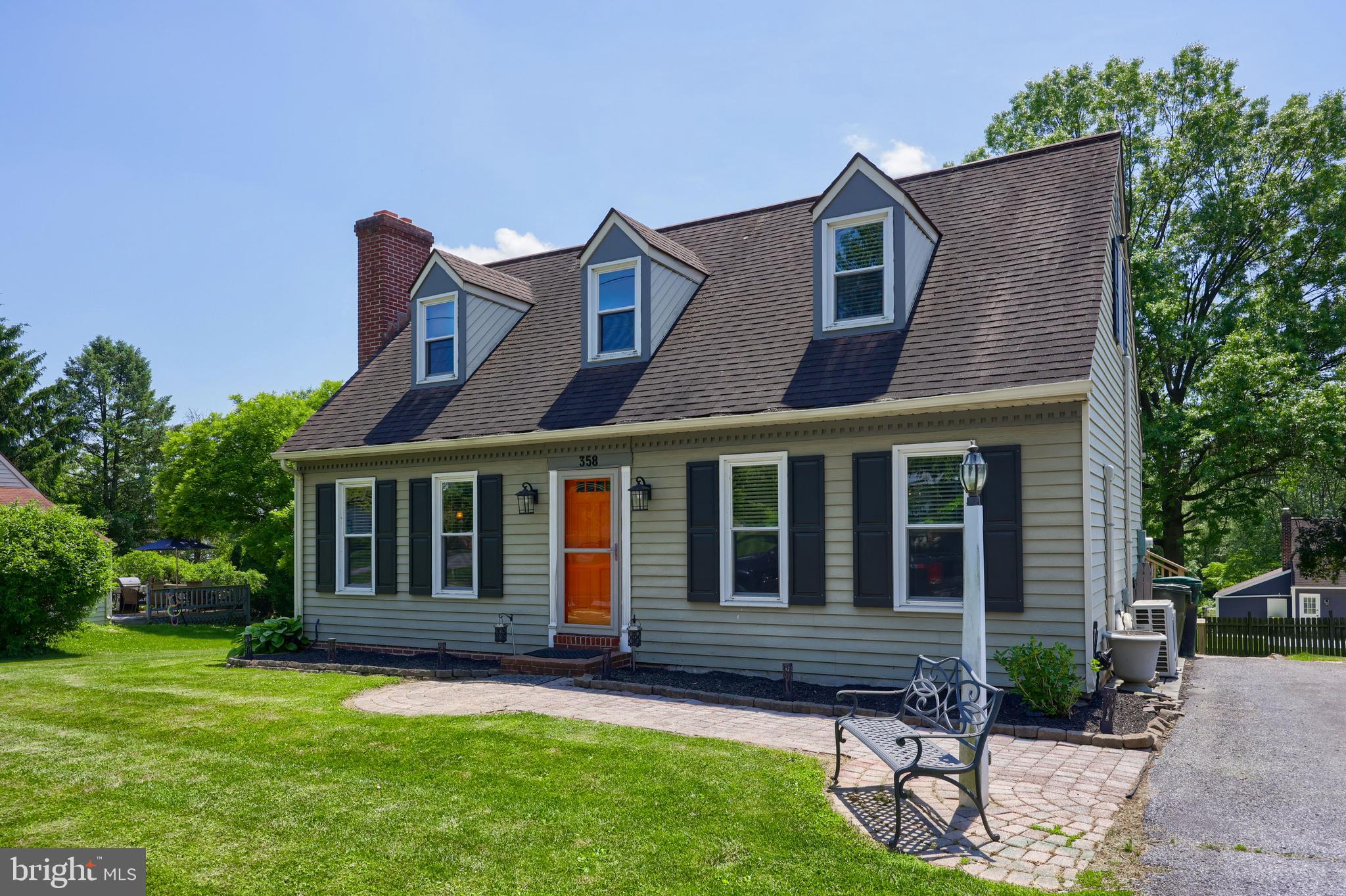 358 Delp Road Lancaster, PA 17601 - Photo 2 of 42 358 Delp Rd