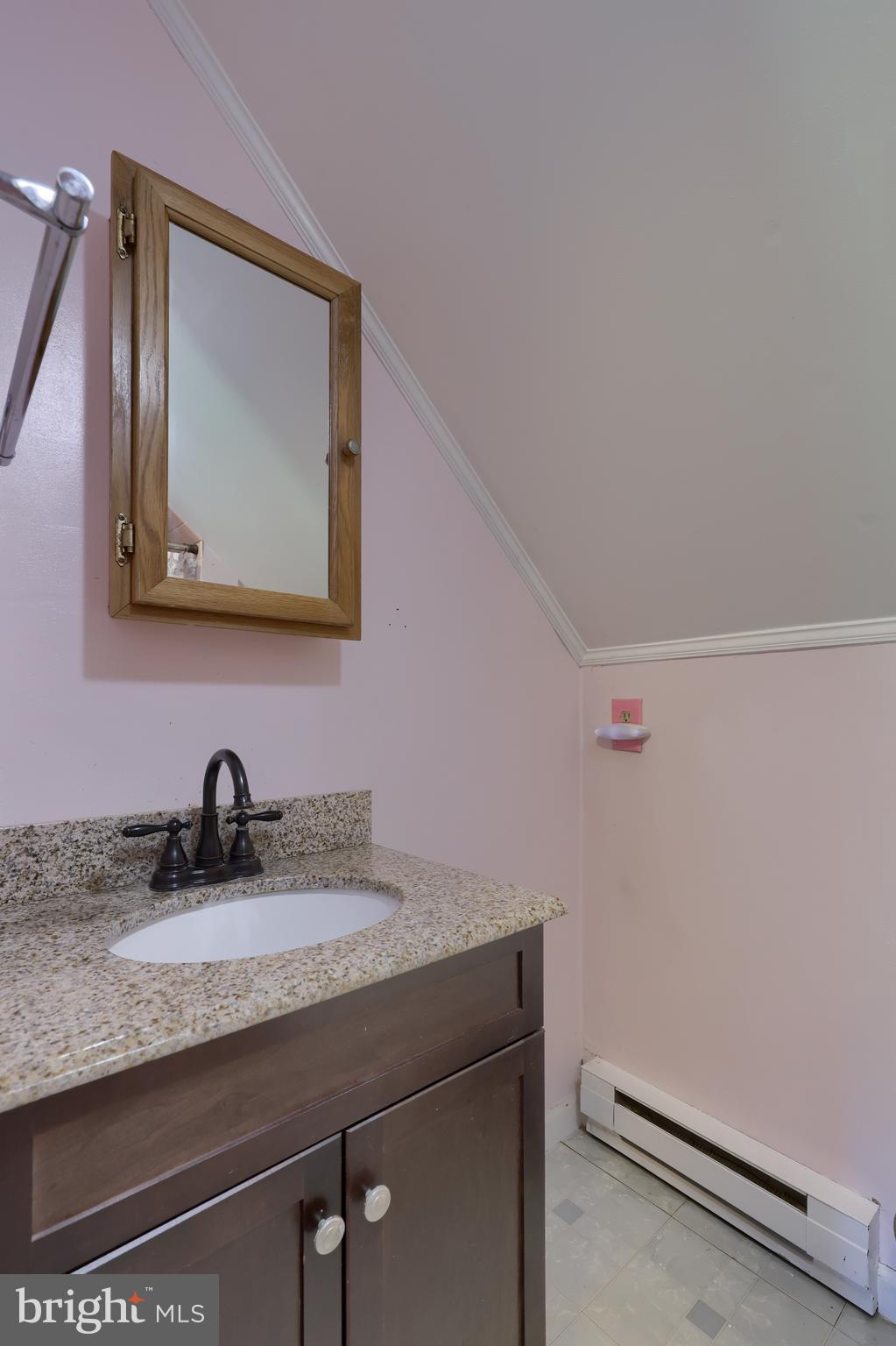 358 Delp Road Lancaster, PA 17601 - Photo 34 of 42 2nd Floor Bath 2