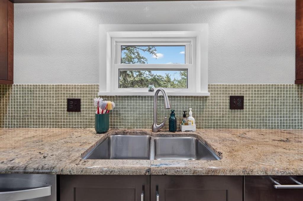 11302 Sandpine Road Riverview, FL 33569 - Photo 23 of 81