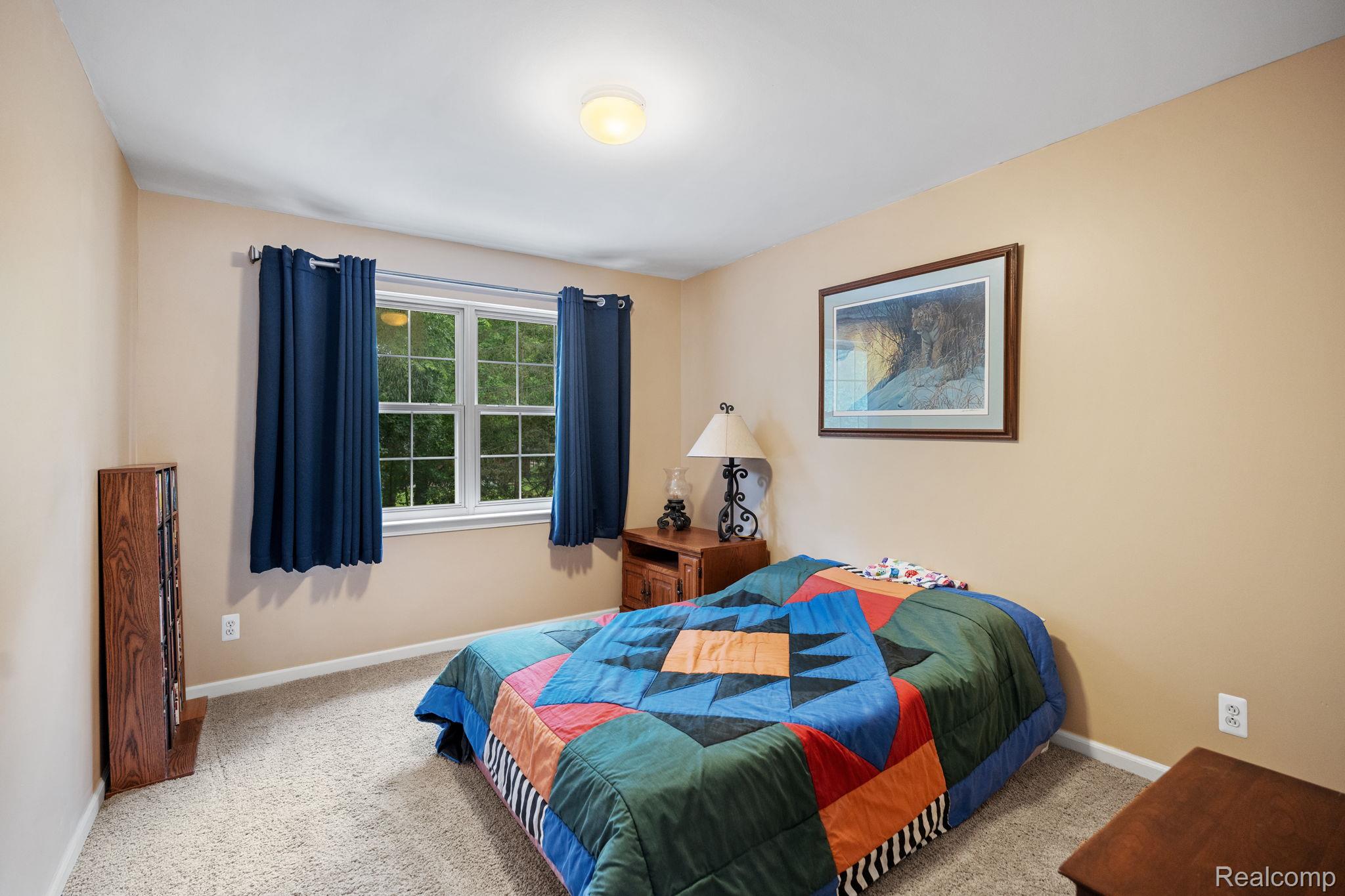 16966 Farmington Road Livonia, MI 48154 - Photo 24 of 35 18-web-or-mls-DSC03786.JPG