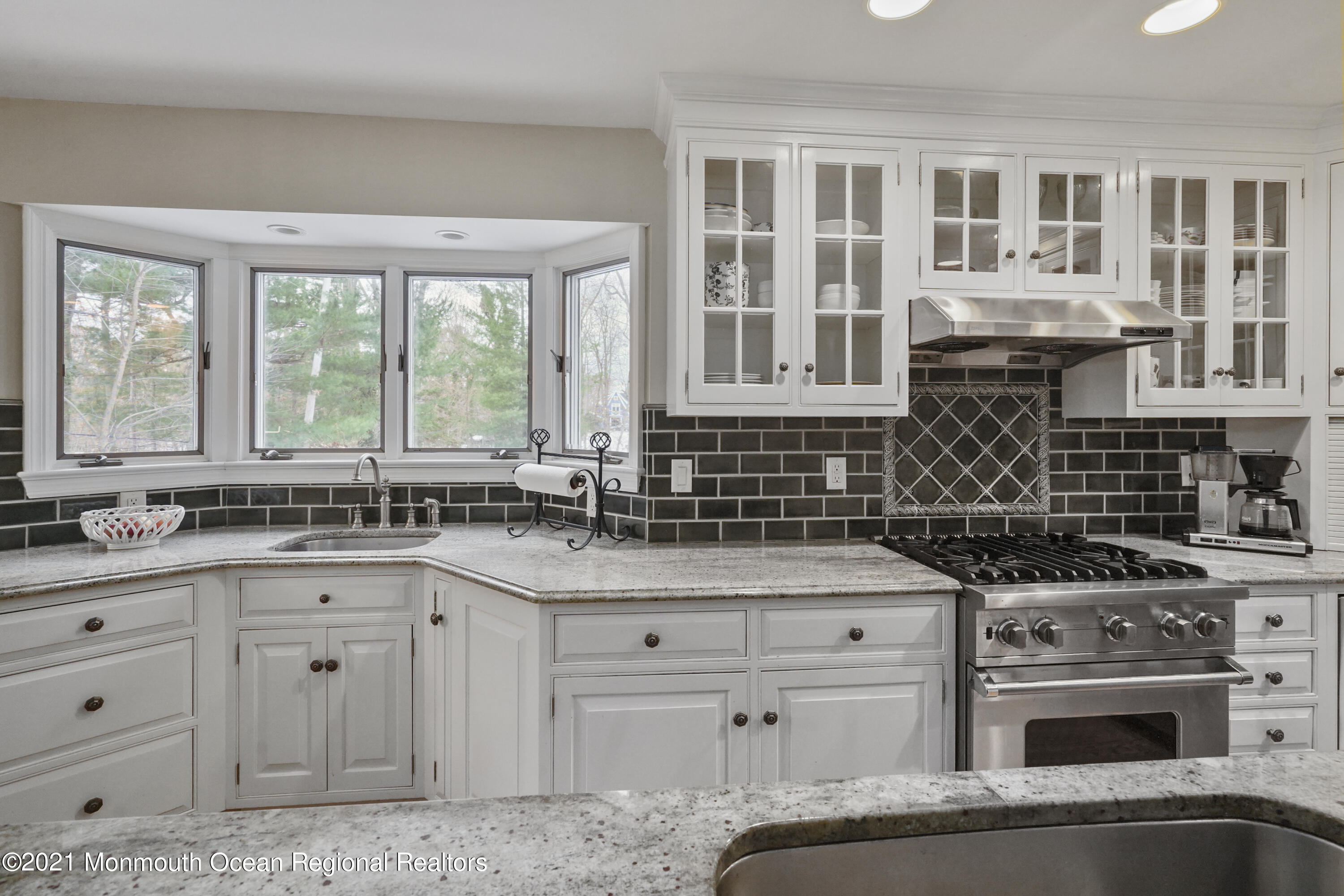 82 Lewis Point Road Fair Haven, NJ 07704 - Photo 11 of 35 LEWIS POINT kit island