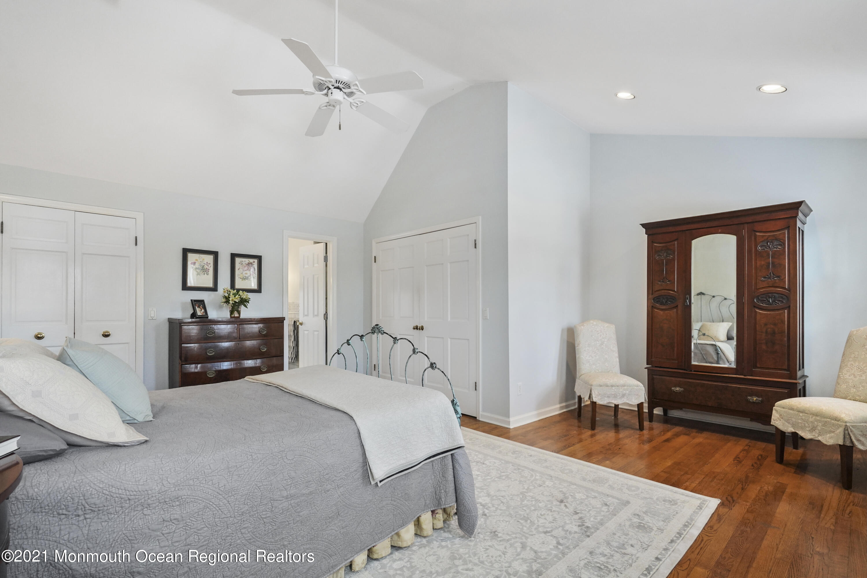 82 Lewis Point Road Fair Haven, NJ 07704 - Photo 21 of 35 LEWIS POINT master bed to bath2