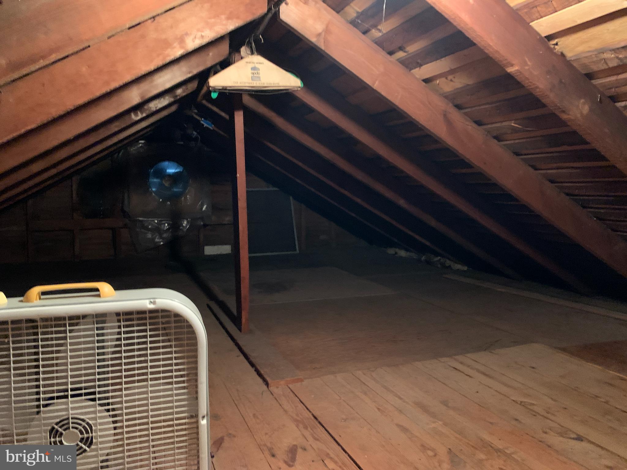 124 Rambling Way Springfield, PA 19064 - Photo 26 of 35 Floored Attic
