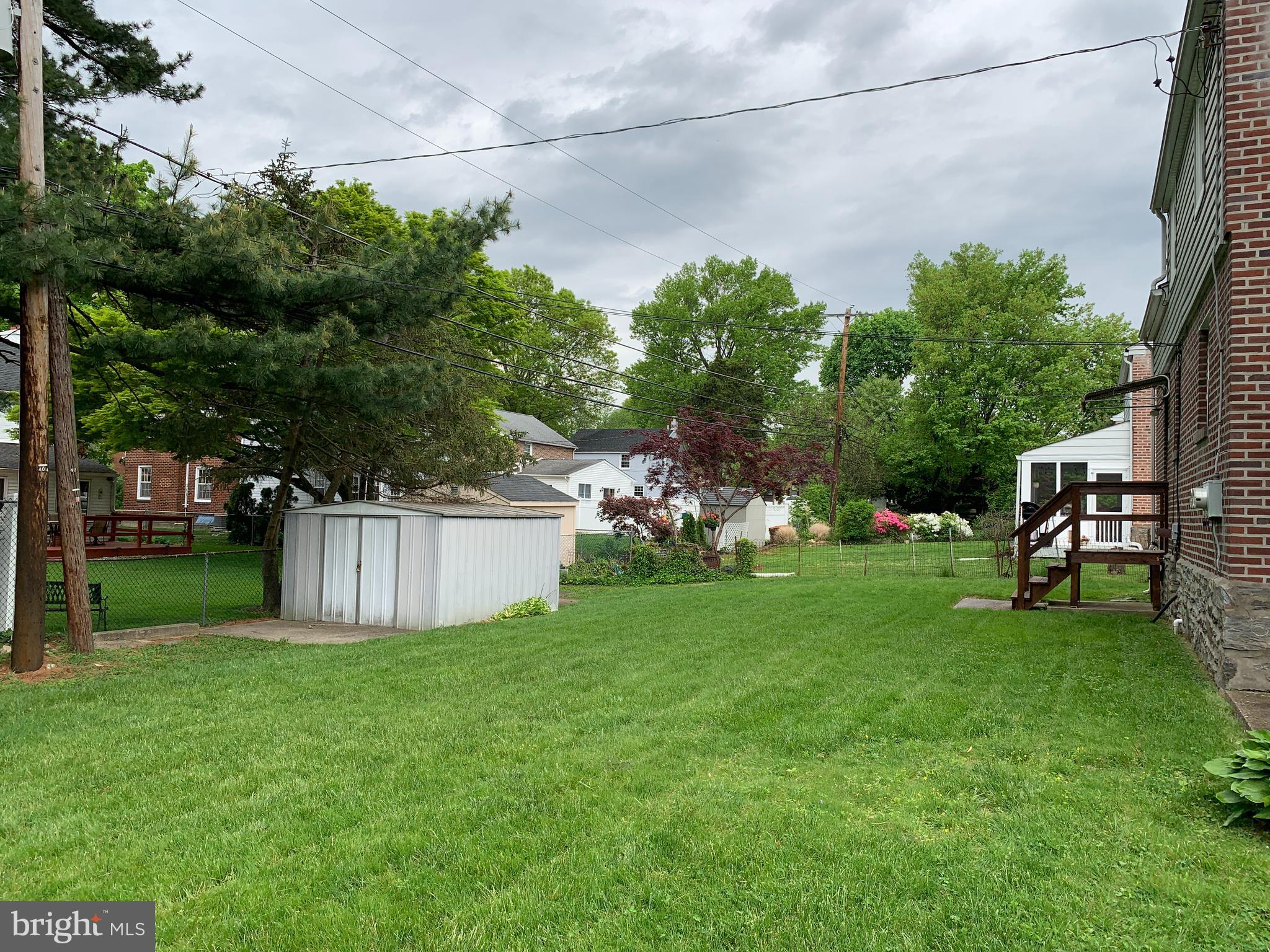 124 Rambling Way Springfield, PA 19064 - Photo 32 of 35 Backyard with Shed