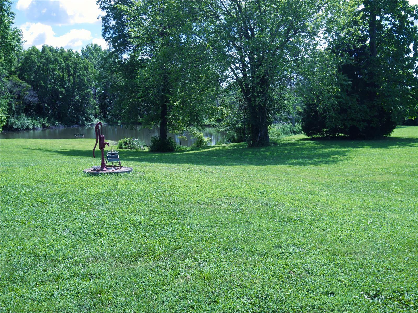 376 Hug Cemetery Road Pocahontas, IL 62275 - Photo 23 of 26 Gallery Image 23