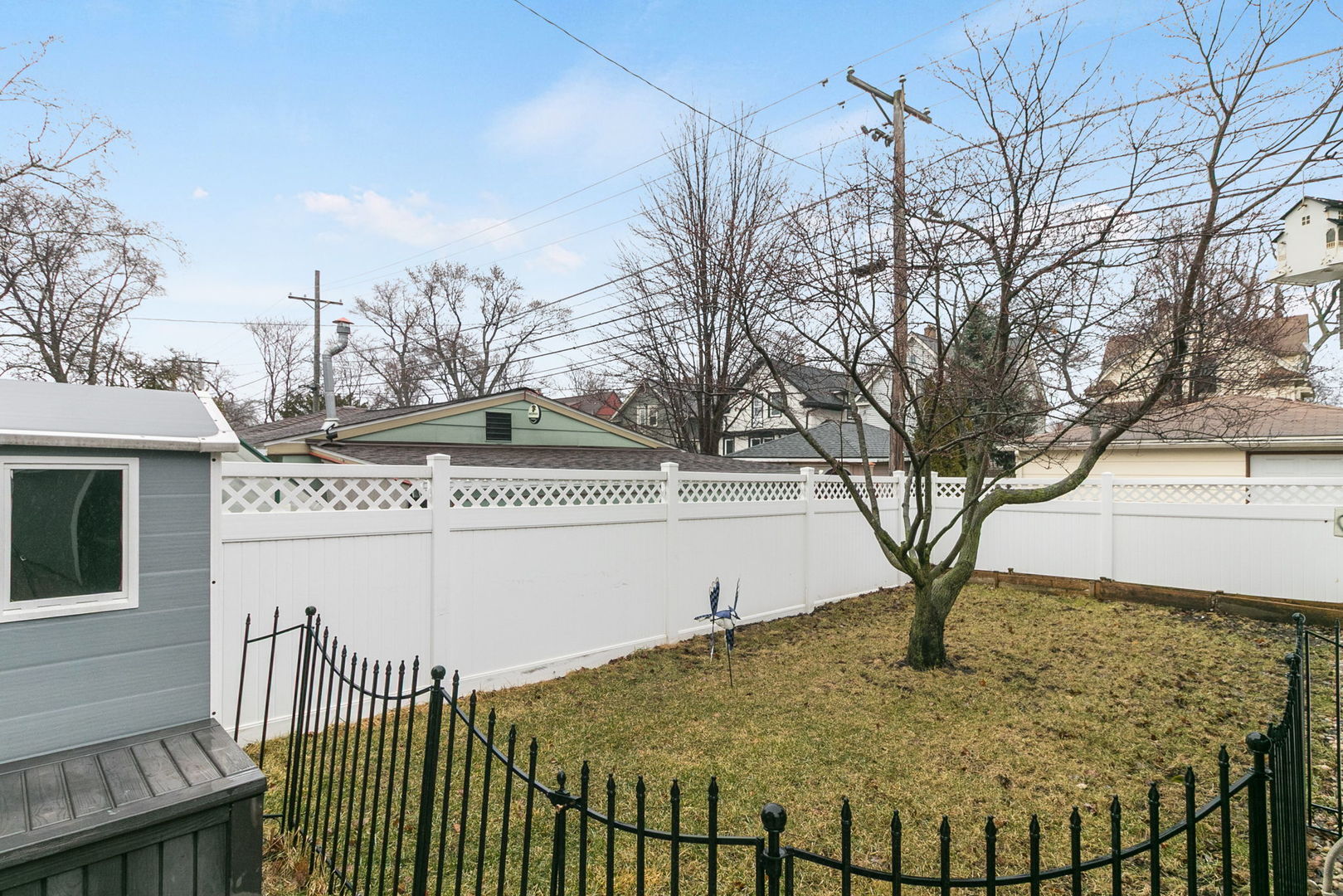 3239 Wesley Avenue Berwyn, IL 60402 - Photo 26 of 29 a view of outdoor space and yard