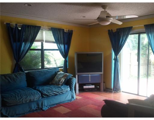 22761 Southwest 64th Way Boca Raton, FL 33428 - Photo 3 of 5 Additional Photo