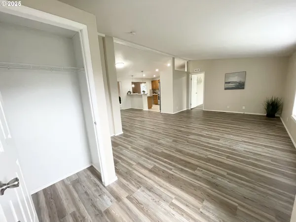 $650,000 | 4455 Blueberry Lane Northeast, Salem, OR 97305