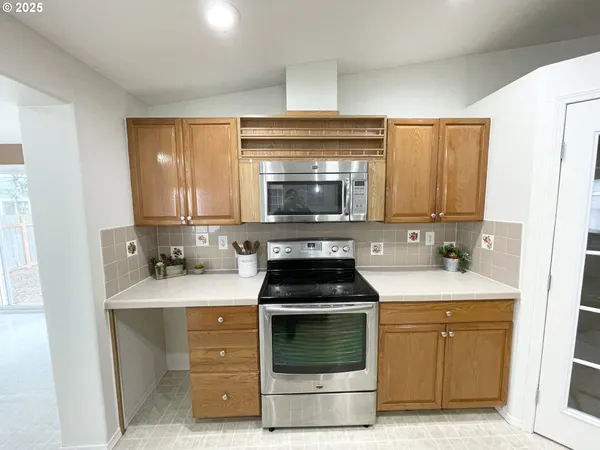 $650,000 | 4455 Blueberry Lane Northeast, Salem, OR 97305