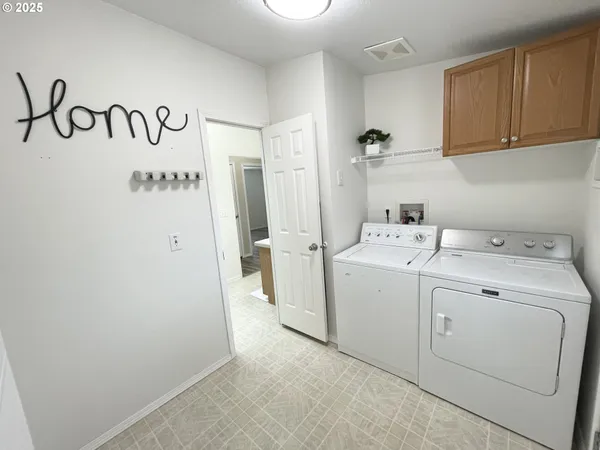 $650,000 | 4455 Blueberry Lane Northeast, Salem, OR 97305