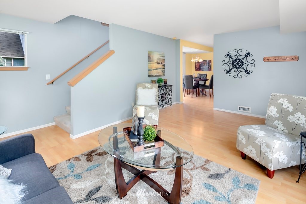 10932 Southeast 170th Street Renton, WA 98055 - Photo 11 of 23 Gallery Image 11