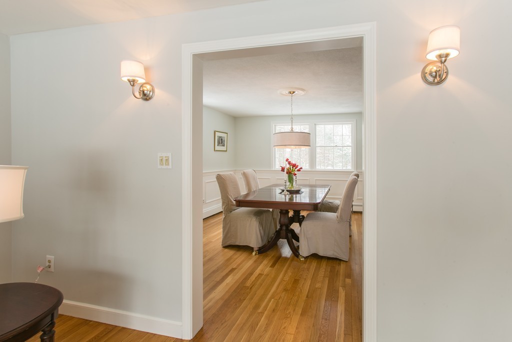 20 Border Road Concord, MA 01742 - Photo 5 of 27