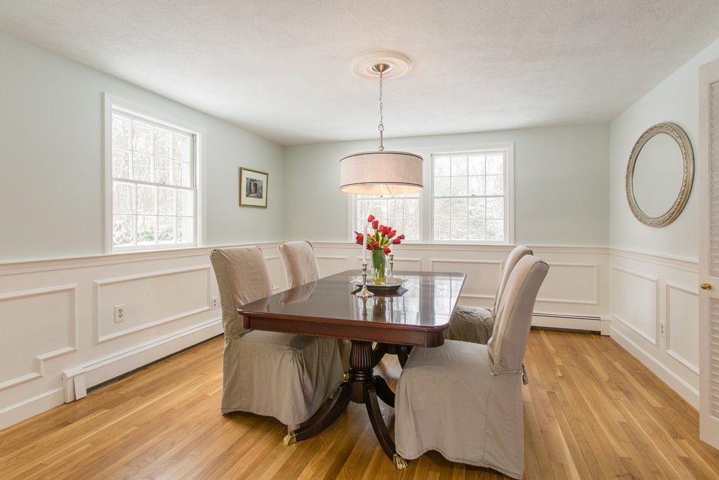 20 Border Road Concord, MA 01742 - Photo 6 of 27