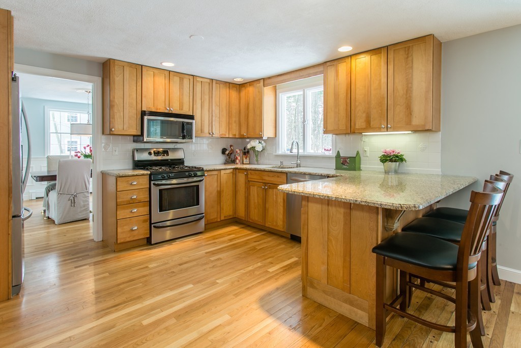 20 Border Road Concord, MA 01742 - Photo 9 of 27
