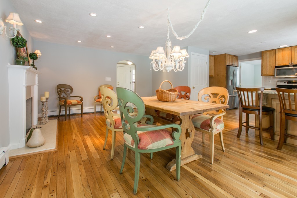 20 Border Road Concord, MA 01742 - Photo 10 of 27