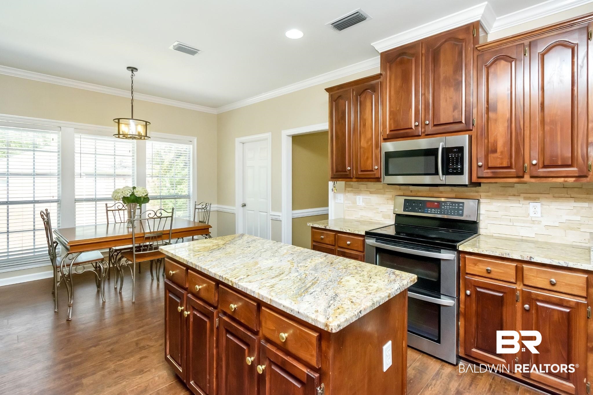 2710 Shanandoah Court West Mobile, AL 36695 - Photo 12 of 38