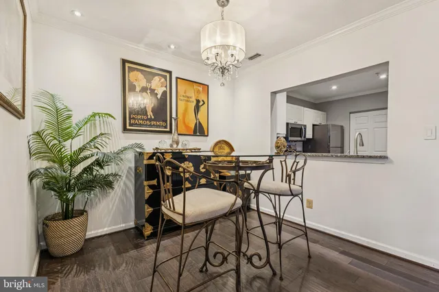 $399,900 | 20311 Beechwood Terrace, Unit 103, Ashburn, VA 20147