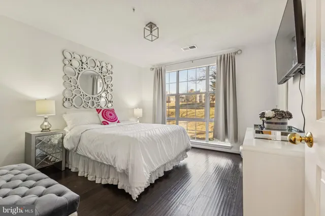 $399,900 | 20311 Beechwood Terrace, Unit 103, Ashburn, VA 20147