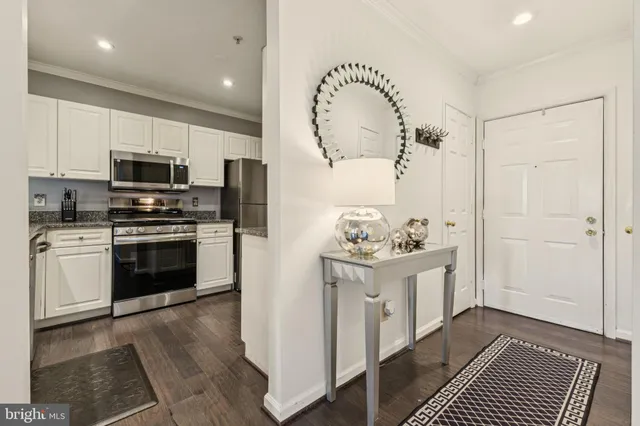 $399,900 | 20311 Beechwood Terrace, Unit 103, Ashburn, VA 20147