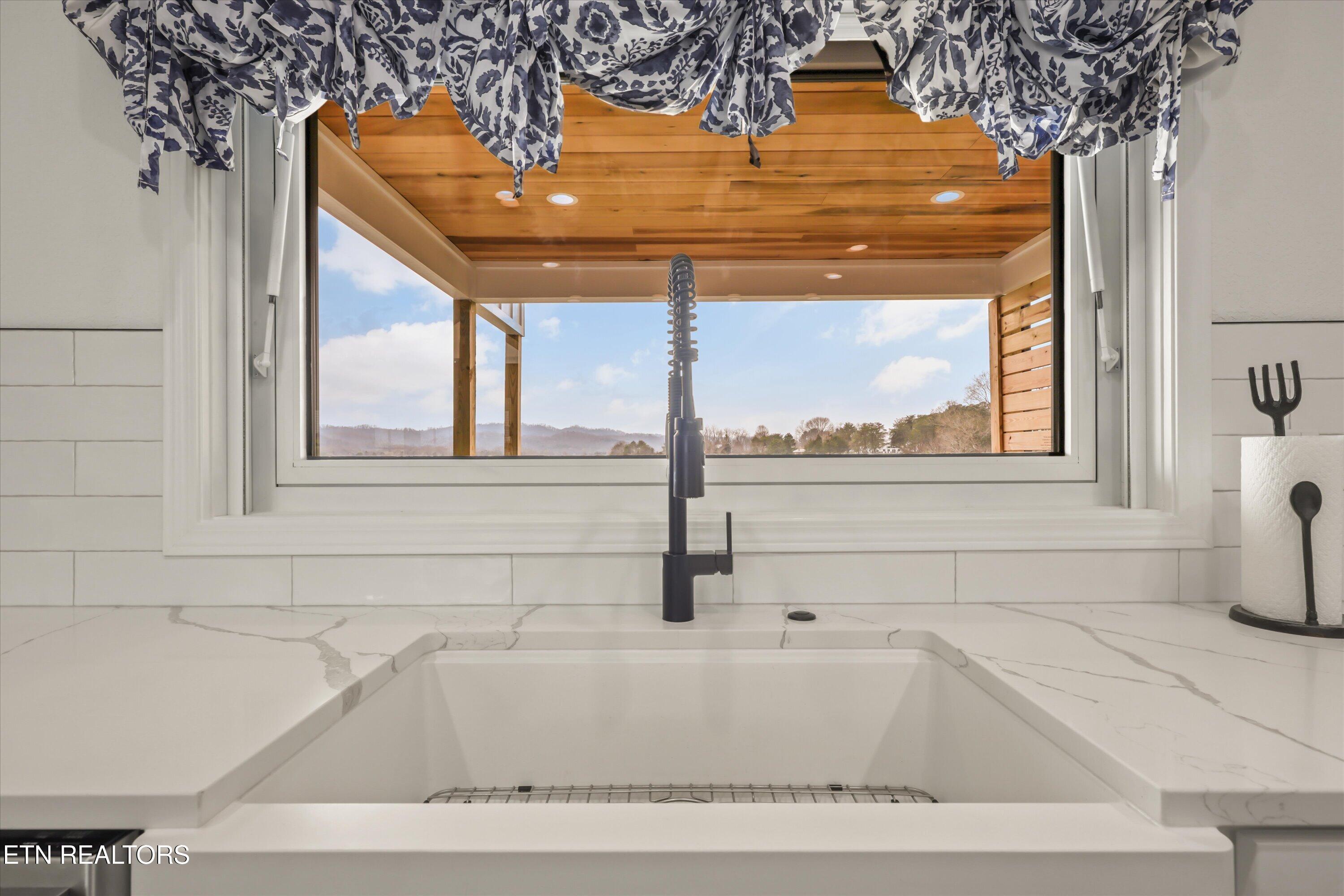 481 Masters Lane Bean Station, TN 37708 - Photo 10 of 58 Yes, just take in that view!