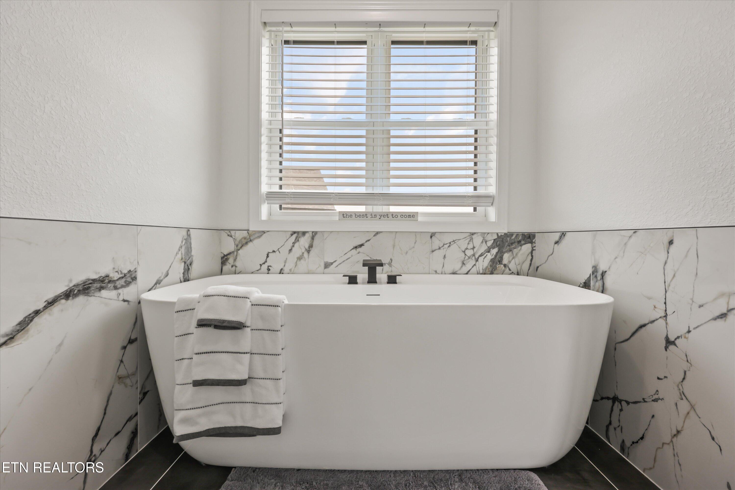 481 Masters Lane Bean Station, TN 37708 - Photo 23 of 58 Ultimate Relaxation