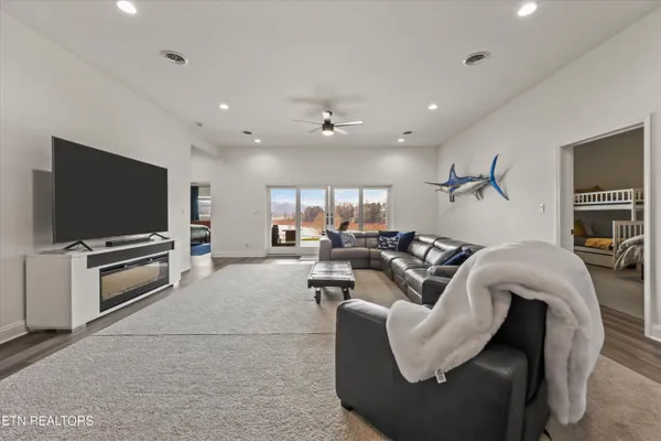 $1,195,000 | 481 Masters Lane, Bean Station, TN 37708