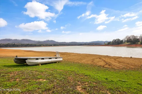 $1,195,000 | 481 Masters Lane, Bean Station, TN 37708