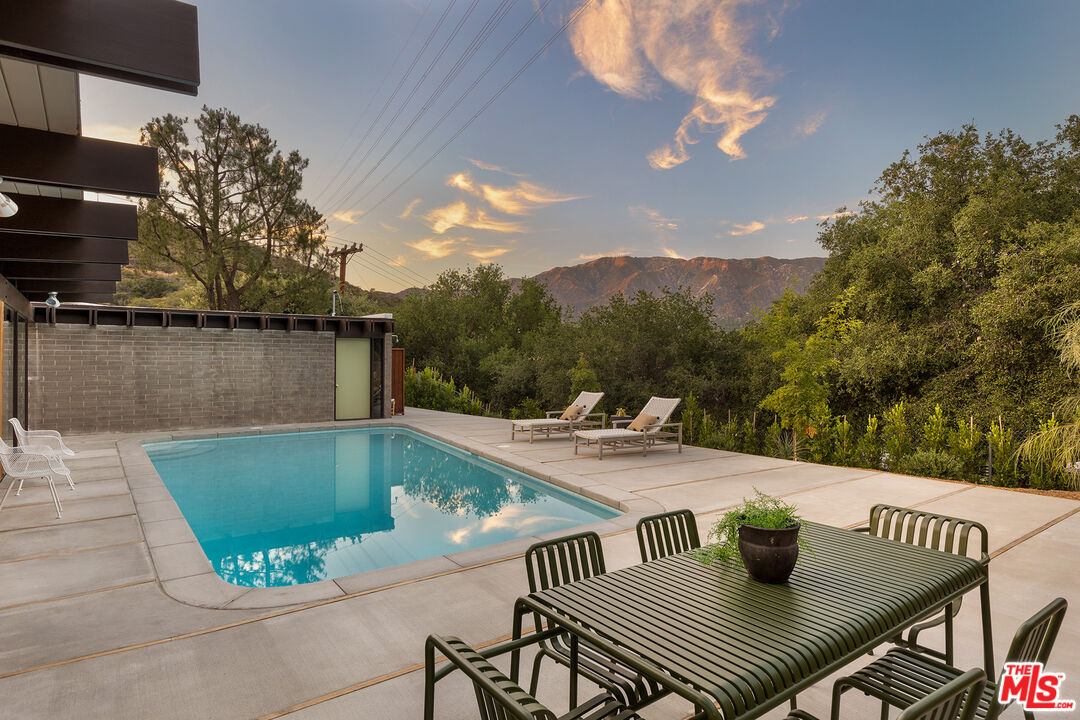 272 Mesa Lila Road Glendale, CA 91208 - Photo 18 of 46 a view of a patio with swimming pool
