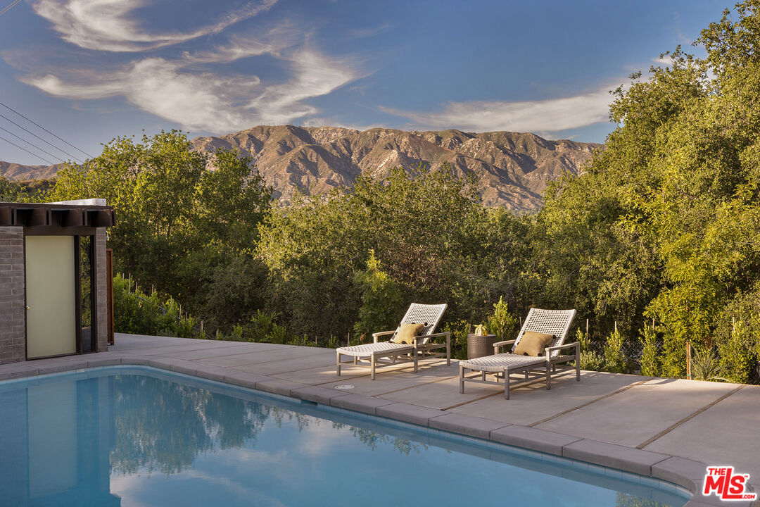 272 Mesa Lila Road Glendale, CA 91208 - Photo 19 of 46 a view of a outdoor with sitting area