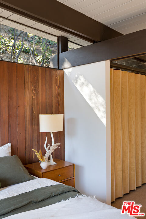 272 Mesa Lila Road Glendale, CA 91208 - Photo 24 of 46 a living room with a couch and a table