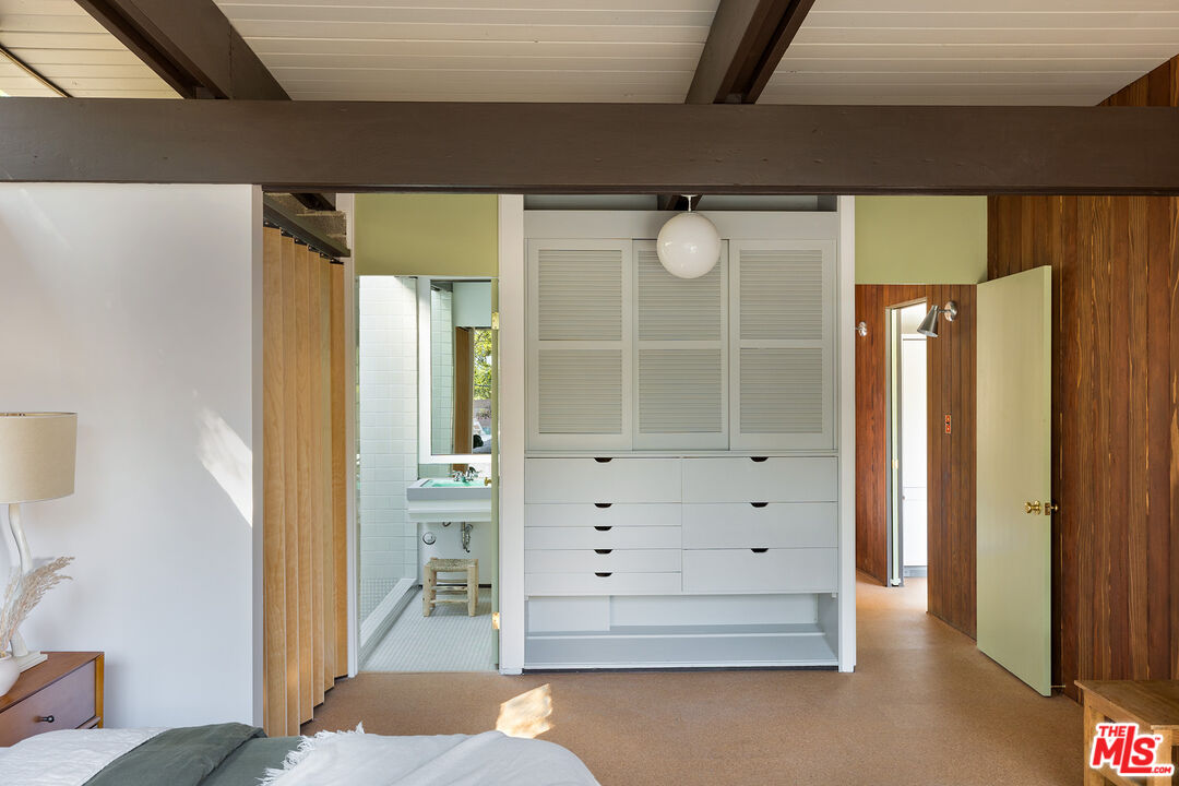 272 Mesa Lila Road Glendale, CA 91208 - Photo 25 of 46 a view of dresser