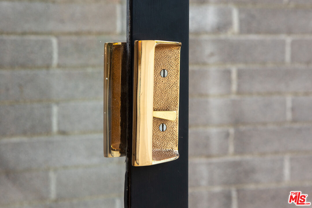 272 Mesa Lila Road Glendale, CA 91208 - Photo 42 of 46 a bathroom with a shower and a mirror