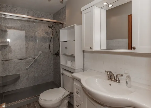 $145,000 | 905 79th Avenue West, Rock Island, IL 61201