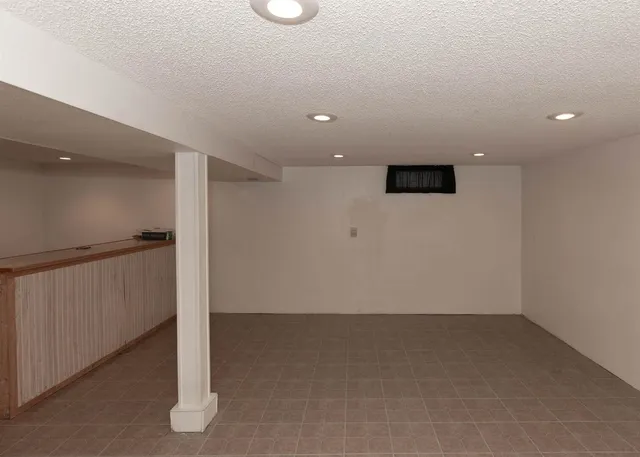 $139,900 | 905 79th Avenue West, Rock Island, IL 61201