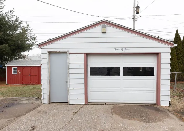 $139,900 | 905 79th Avenue West, Rock Island, IL 61201