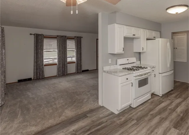 $139,900 | 905 79th Avenue West, Rock Island, IL 61201