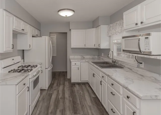 $145,000 | 905 79th Avenue West, Rock Island, IL 61201