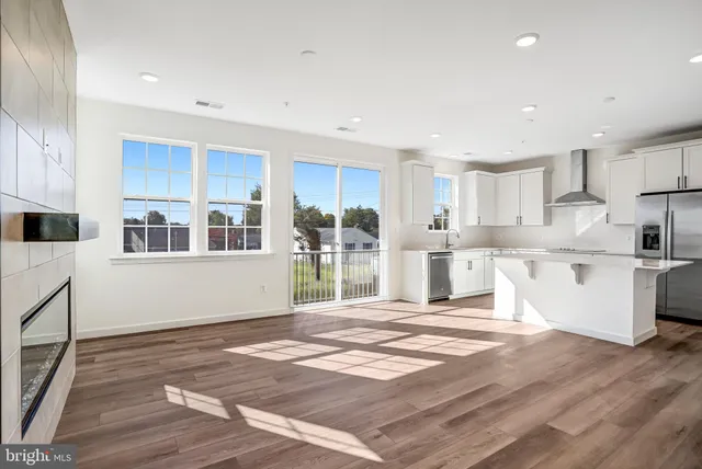 $599,999 | 5735 Howard Drive, Glen Burnie, MD 21061