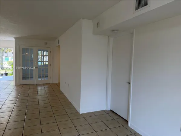 $2,600 | 2199 Northwest 77th Way, Unit 104, Pembroke Pines, FL 33024