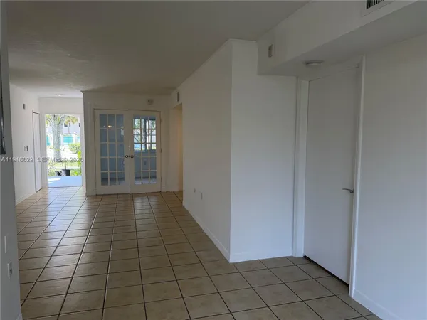 $2,600 | 2199 Northwest 77th Way, Unit 104, Pembroke Pines, FL 33024