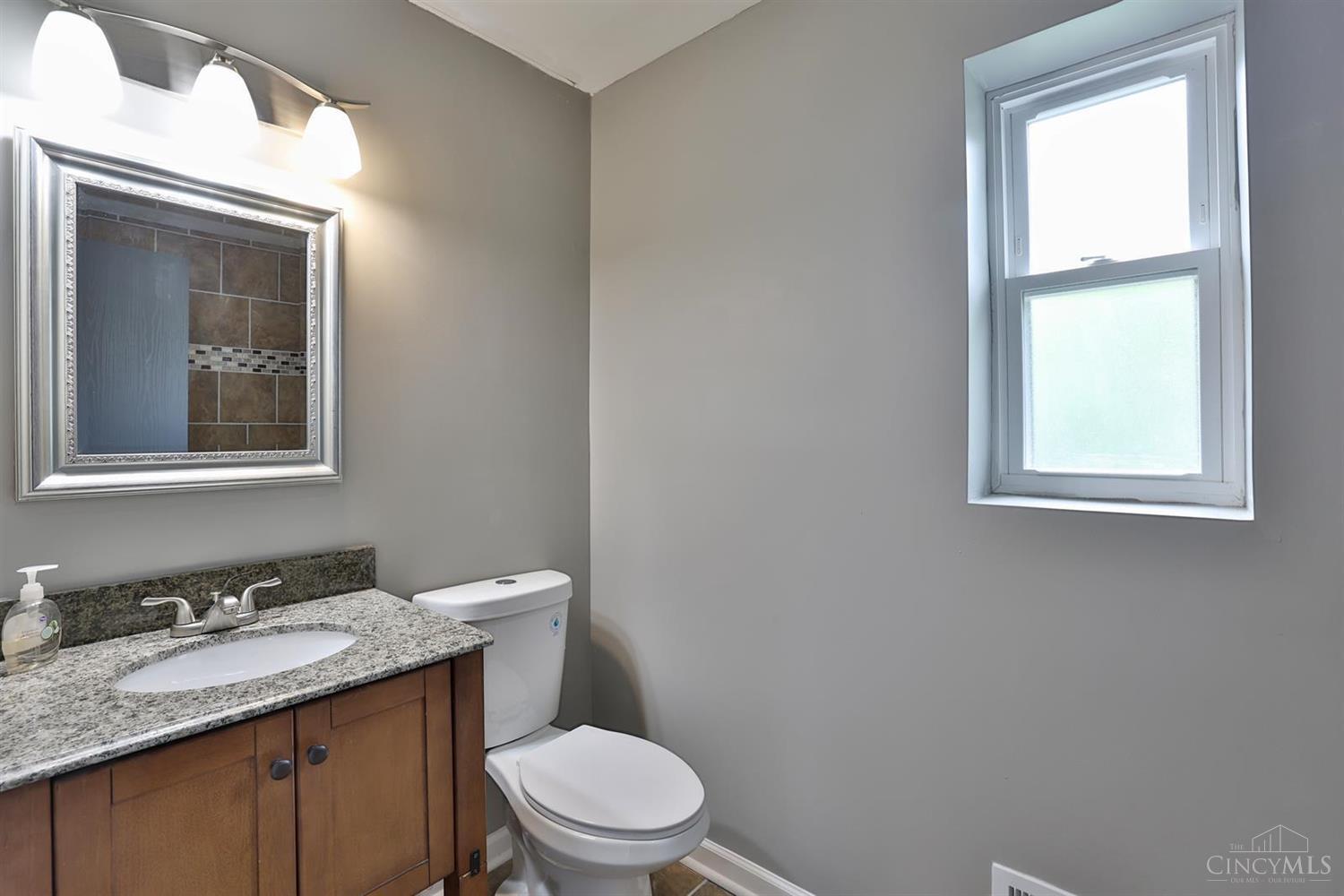 8288 Cheviot Road Cincinnati, OH 45239 - Photo 13 of 21 Gallery Image 13