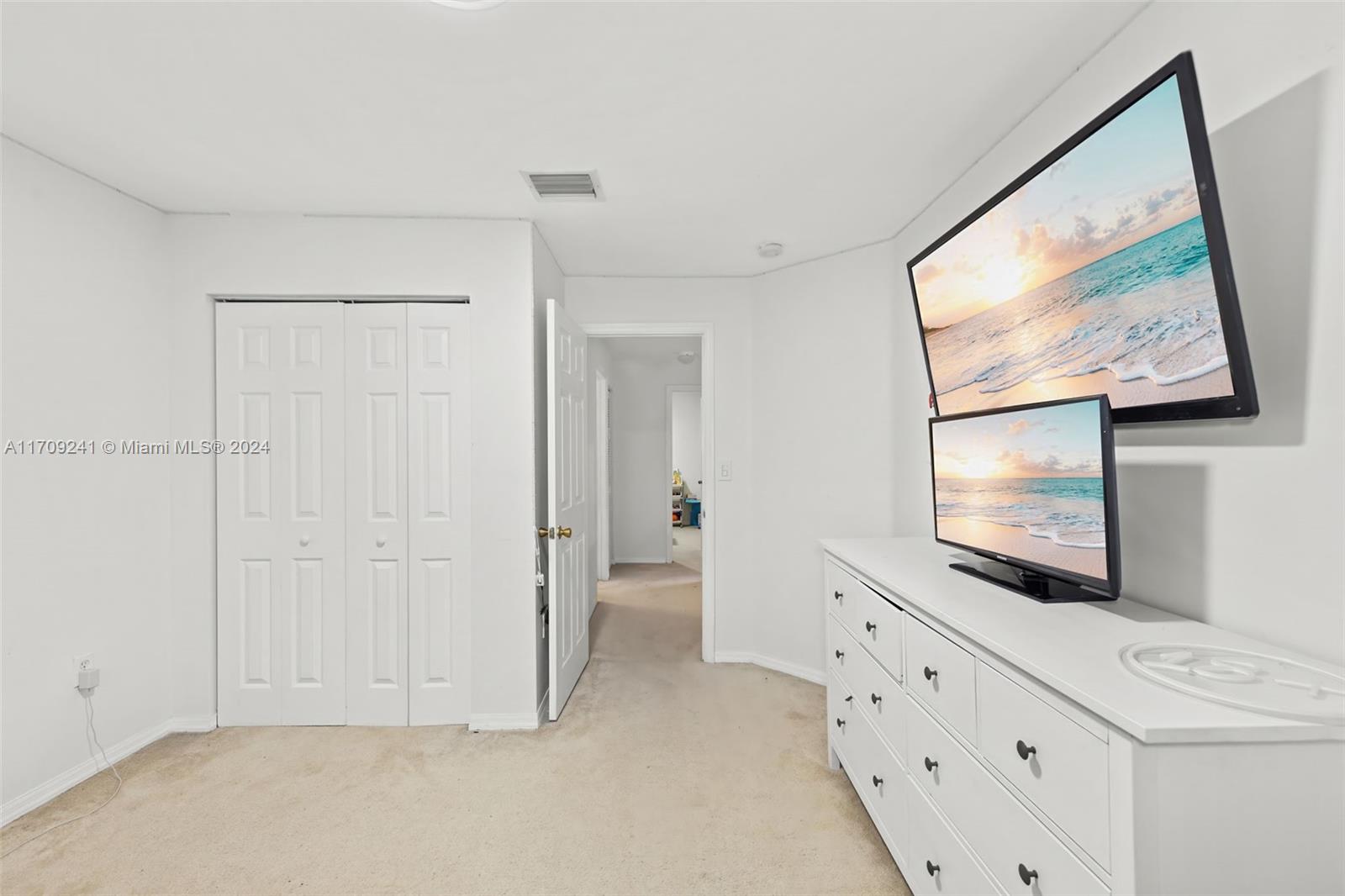 1708 Southwest 101st Terrace Miramar, FL 33025 - Photo 17 of 25