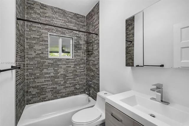 $4,500 | 3508 Northwest 19th Terrace, Miami, FL 33125