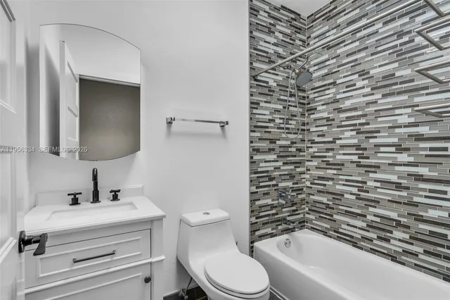 $4,500 | 3508 Northwest 19th Terrace, Miami, FL 33125